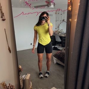 yellow lulu lemon shirt